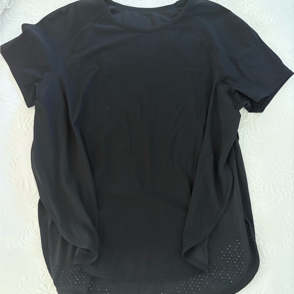 Lululemon dry fit women’s Top